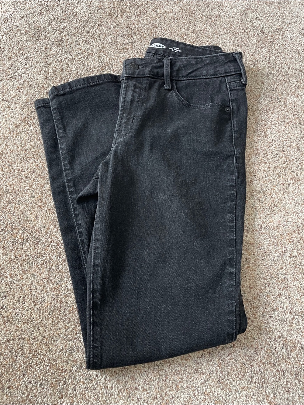 Old Navy Women’s Mis-Rise Power Slim Straight-Leg Black Jeans